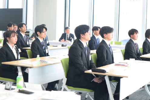入社式